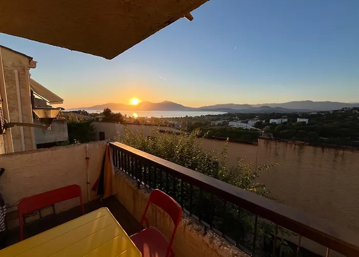 2 Pièces Avec Vue Sur Exceptionnelle à Porticcio, Corse Du Sud Grosseto-Prugna